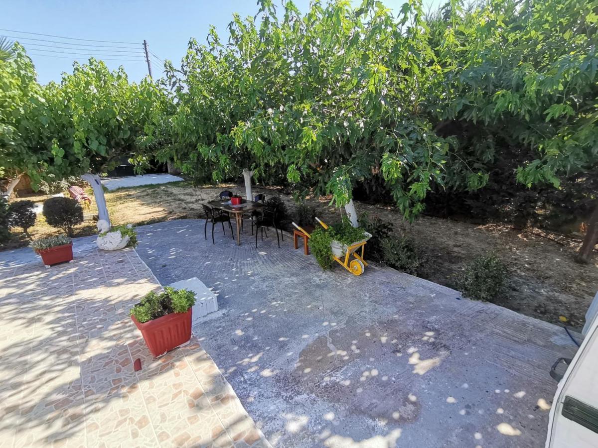 Green Garden Caravan Ξενοδοχείο Agrilia Εξωτερικό φωτογραφία